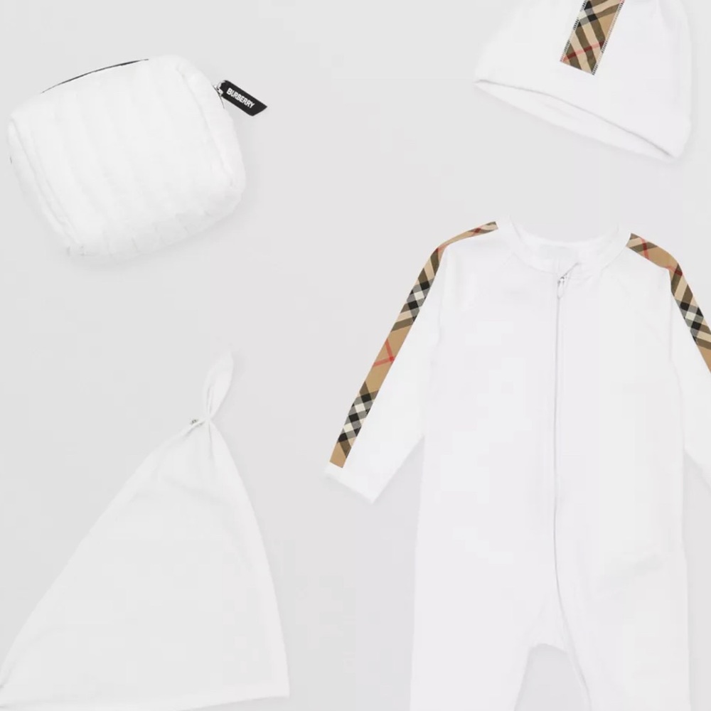 Burberry set for baby